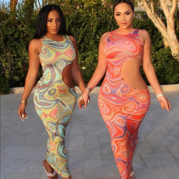 Green Marble Swirl Dress 💙💚💛 - Picture 3 of 3